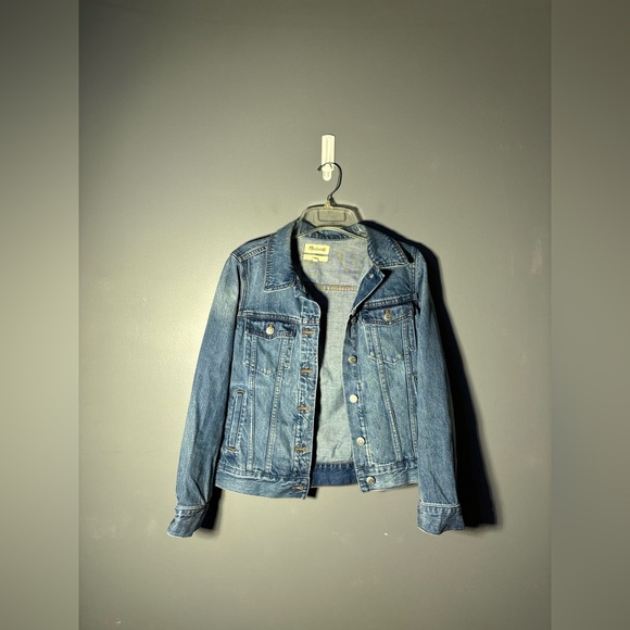 Madewell Classic The Jean Jacket in Medford Wash Women’s Size Small - Picture 2 of 4